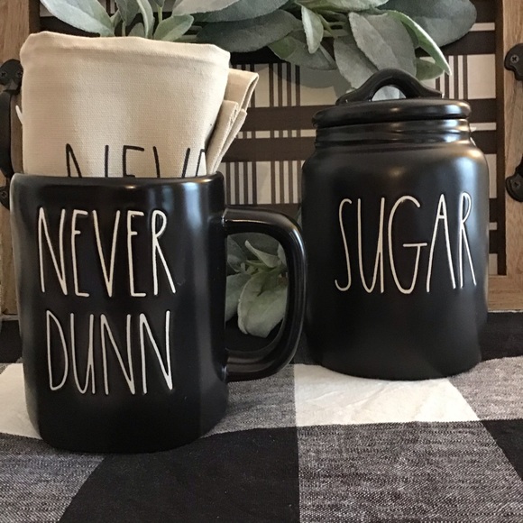 NWT🖤☕️Rae Dunn “Never Dunn” Black Mug & Tea Towel - Picture 8 of 10